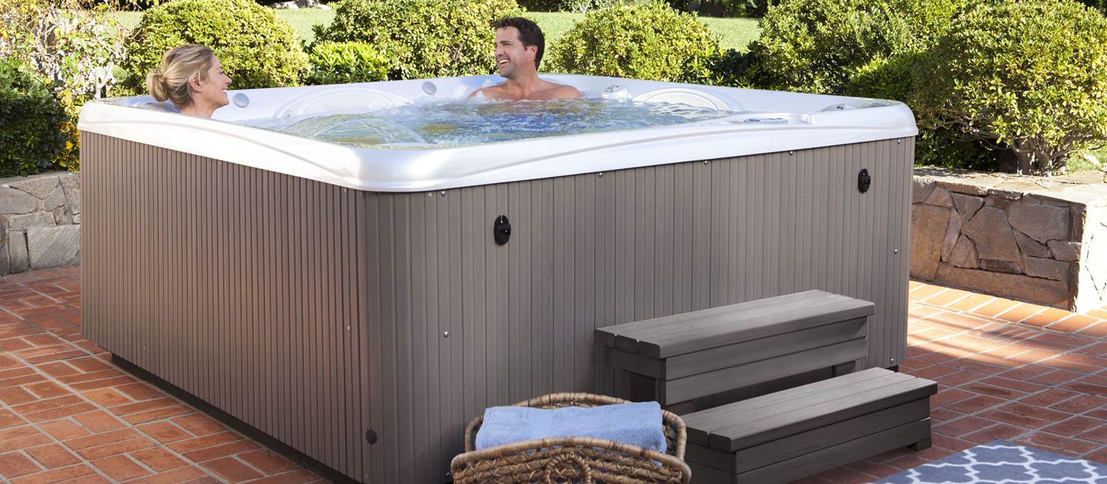 Collection: Hot Spot
Model: Rhythm